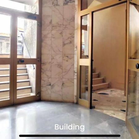 מילאנו Metro Famagosta - Luminoso Appartamento Con Balcone Free Wifi & Parking מראה חיצוני תמונה