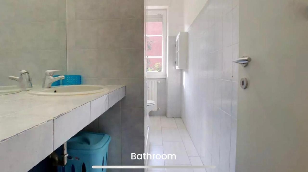 מילאנו Metro Famagosta - Luminoso Appartamento Con Balcone Free Wifi & Parking מראה חיצוני תמונה