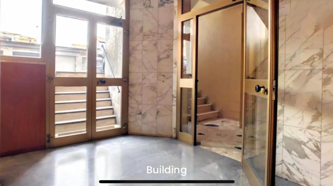 מילאנו Metro Famagosta - Luminoso Appartamento Con Balcone Free Wifi & Parking מראה חיצוני תמונה